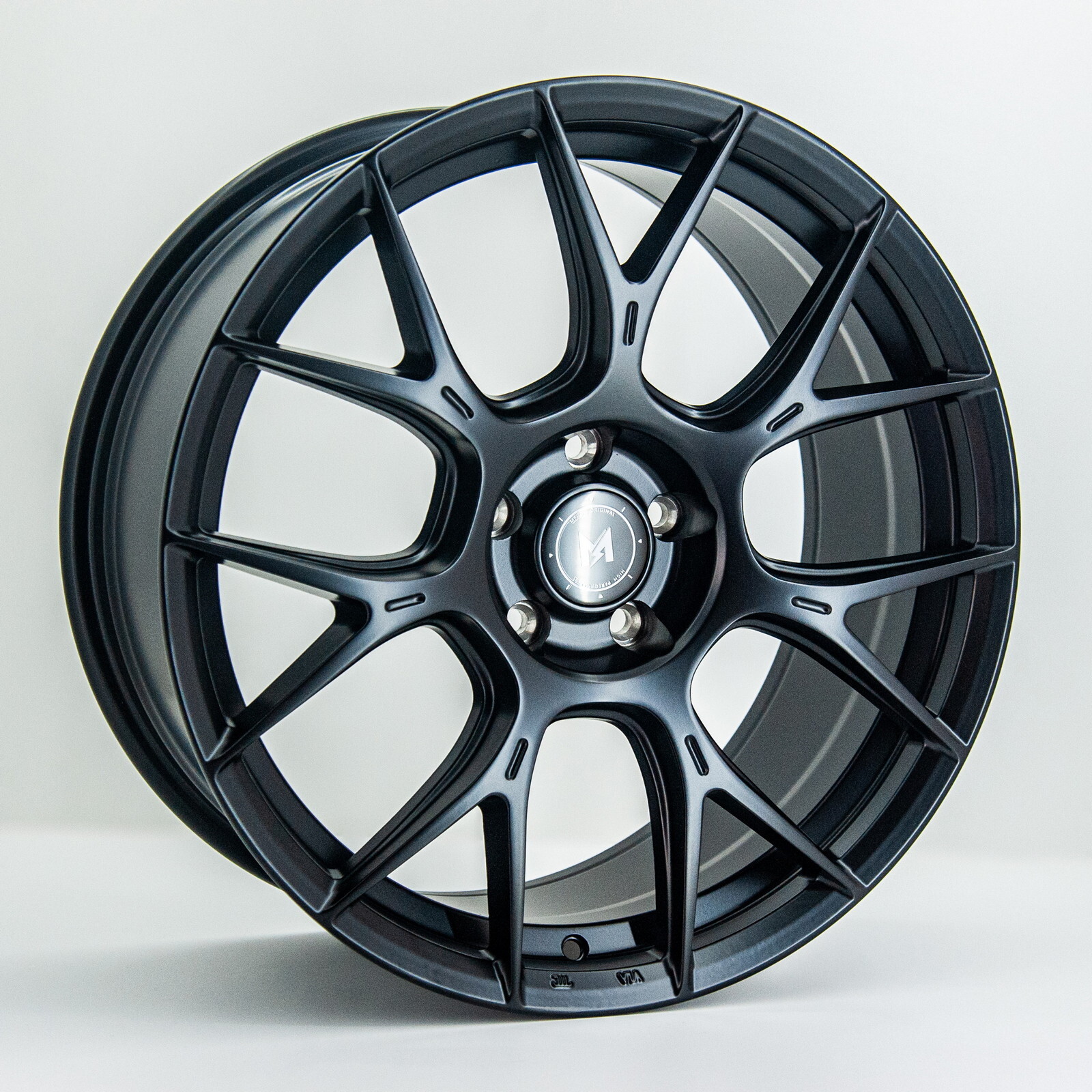 Литые диски GT F9790 R19 W8.5 PCD5x114.3 ET35 DIA73.1 (matt black)