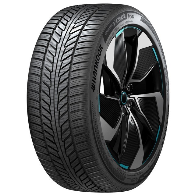 Зимові шини Hankook Winter I*Cept iON X IW01A 215/60 R18 102V XL