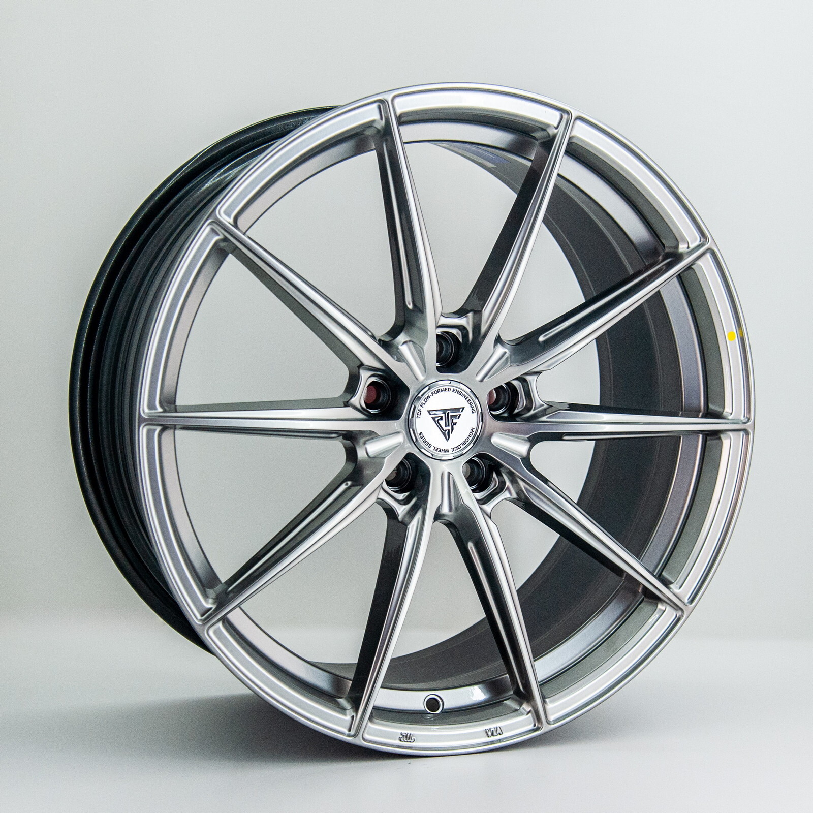 Литі диски VLF TCFP06 R19 W8.5 PCD5x112 ET30 DIA66.6 (HB)