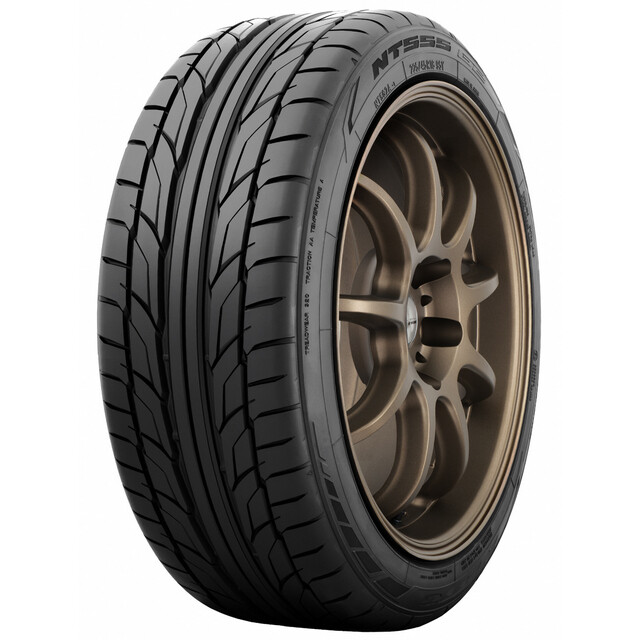 Літні шини Nitto NT555 G2 245/45 ZR20 103W XL