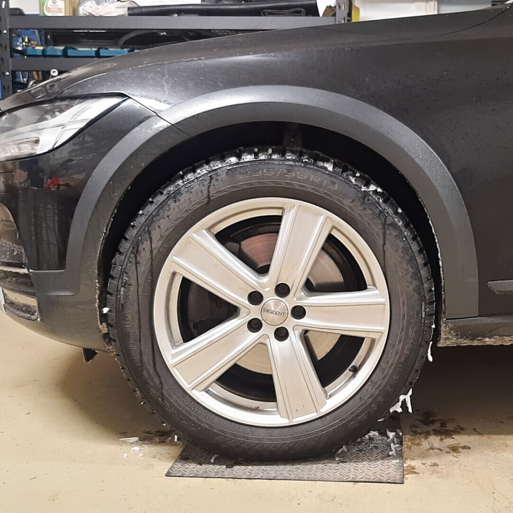 Литі диски Dezent TH R16 W7 PCD5x114.3 ET48 DIA71.6 (silver)-зображення-3