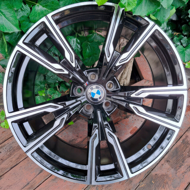 Литі диски Replica BMW (B945) R20 W11 PCD5x112 ET35 DIA66.6 (gloss black machined face)-зображення-1