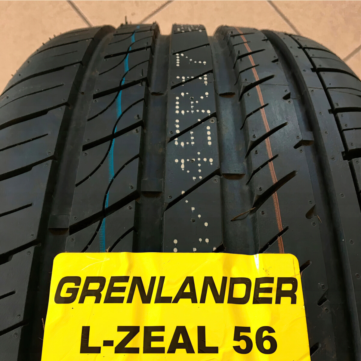 Літні шини Grenlander L-Zeal 56 225/55 ZR18 102W XL-зображення-4