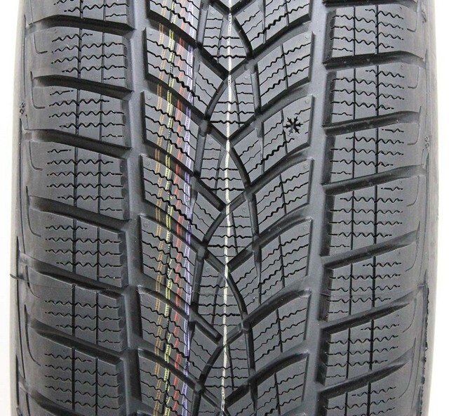 Зимові шини Goodyear UltraGrip Ice SUV Gen-1 225/60 R18 104T XL-зображення-3
