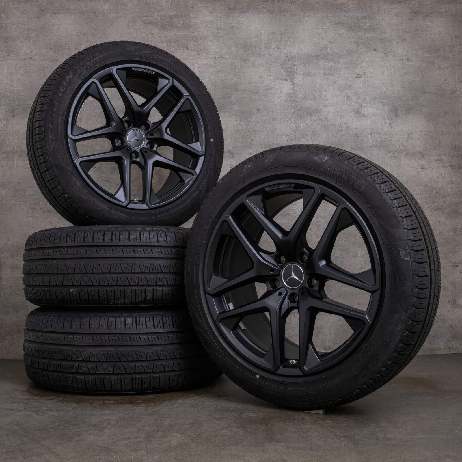 Литі диски Mercedes OEM A4634011900 R21 W10 PCD5x130 ET33 DIA84.1 (black)