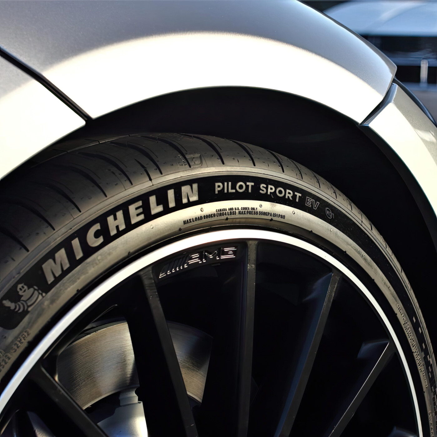 Літні шини Michelin Pilot Sport EV 255/45 ZR19 104W XL Acoustic-зображення-4