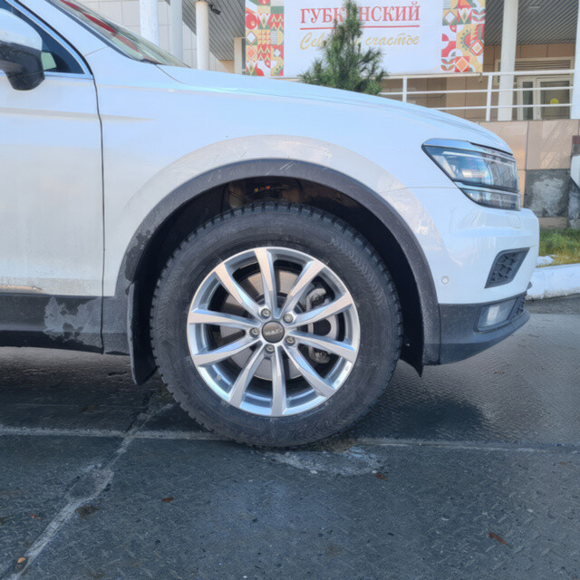 Литі диски Mak Wolf R16 W6.5 PCD5x112 ET33 DIA57.1 (silver)-зображення-3