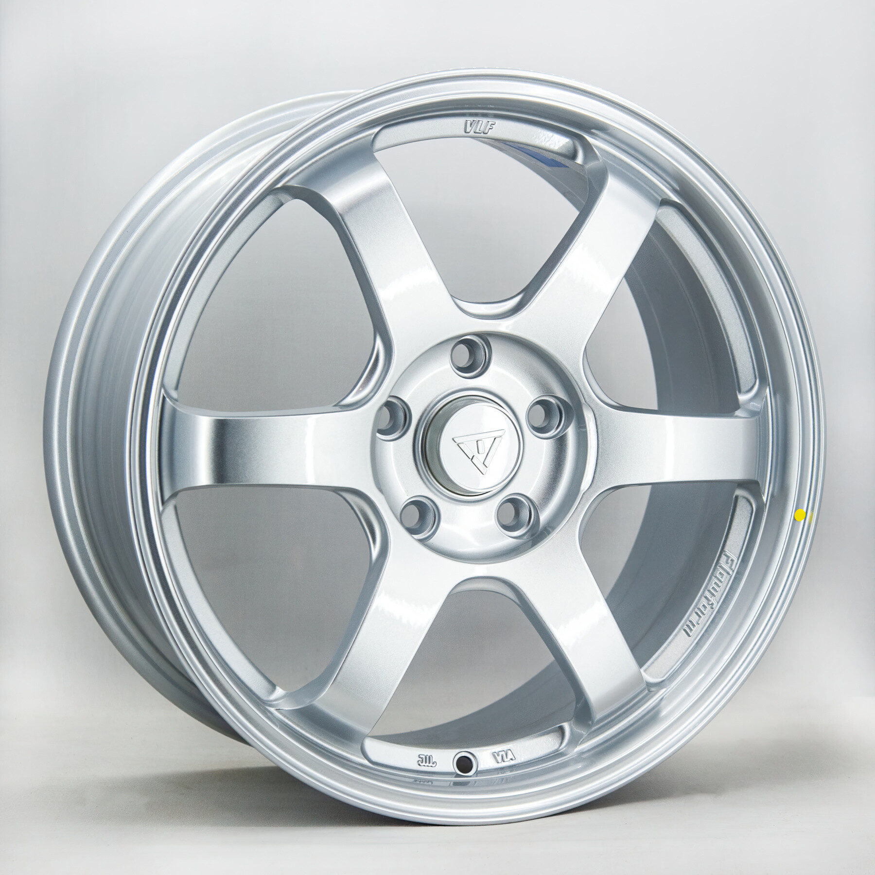 Литі диски VLF VLF56 R17 W7.5 PCD5x114.3 ET40 DIA73.1 (silver) Литі диски VLF VLF56 R17 W7.5 PCD5x114.3 ET40 DIA73.1 (silver)