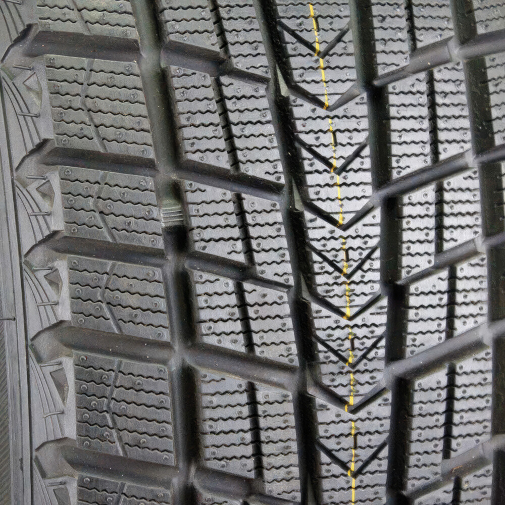 Зимові шини Roadstone Winguard Ice SUV 265/65 R17 112Q-зображення-3